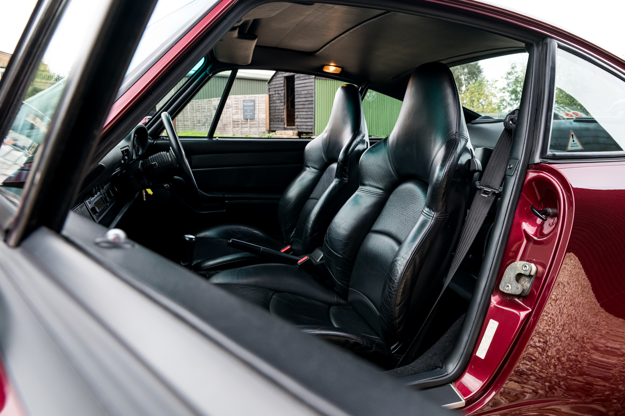 Porsche 993 Turbo 1995 Coupe Arena Red